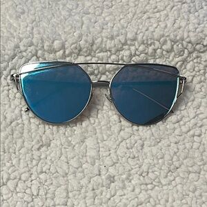 Stylish Silver Sunglasses